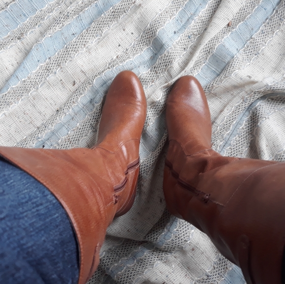 Abound Shoes - Abound tan knee boots